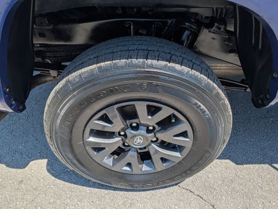 2022 Toyota Tacoma SR5 V6