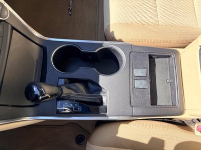 2017 Toyota Camry Hybrid LE
