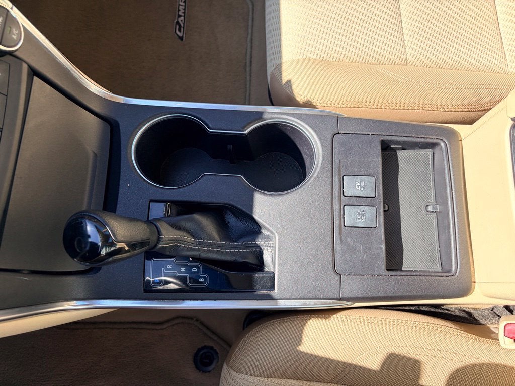 2017 Toyota Camry Hybrid LE