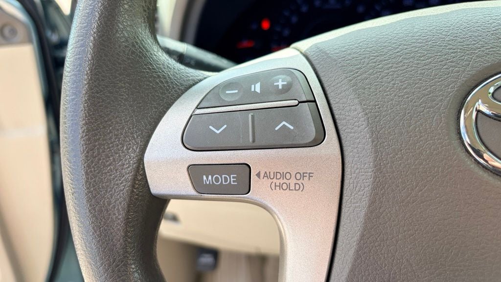 2010 Toyota Camry LE
