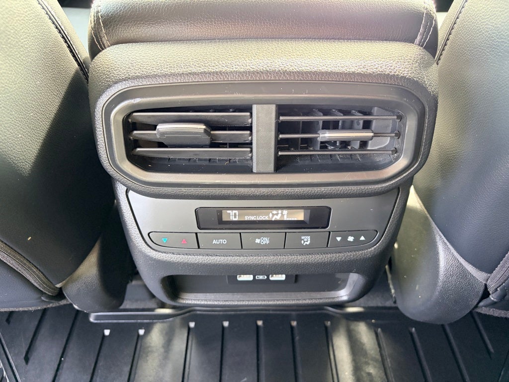 2023 Honda Pilot EX-L 8 Passenger