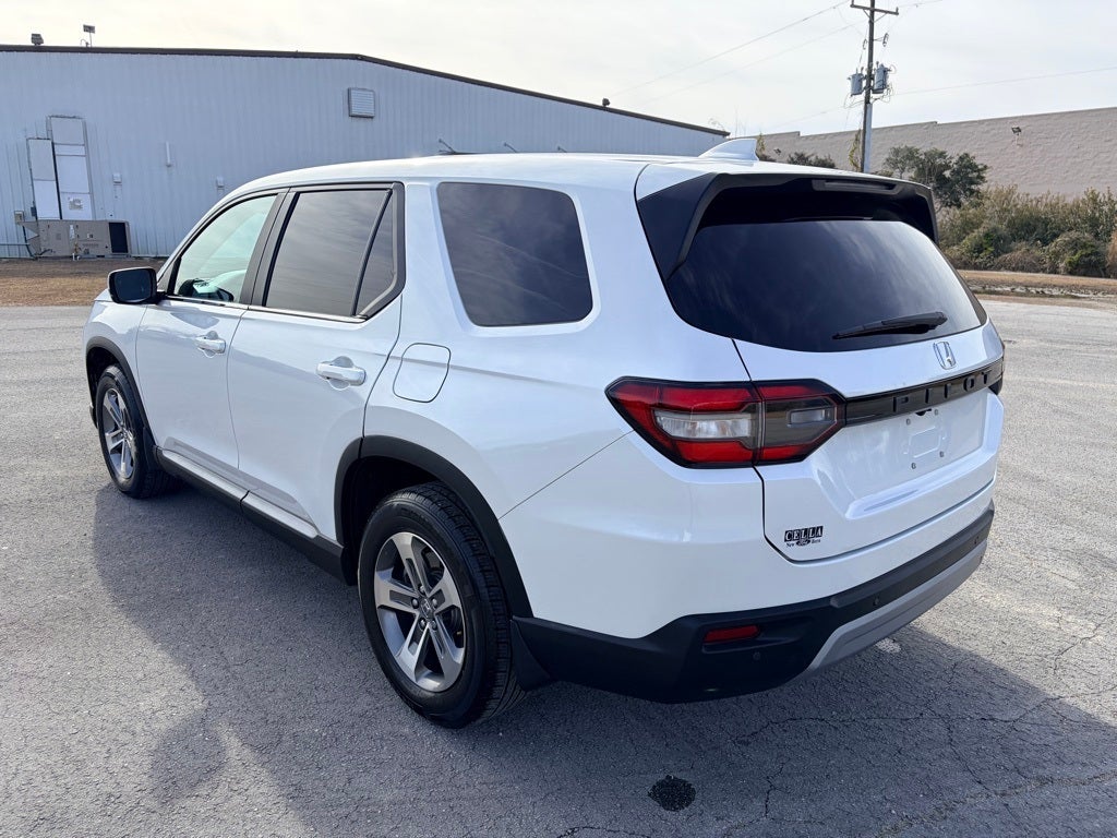 2023 Honda Pilot EX-L 8 Passenger