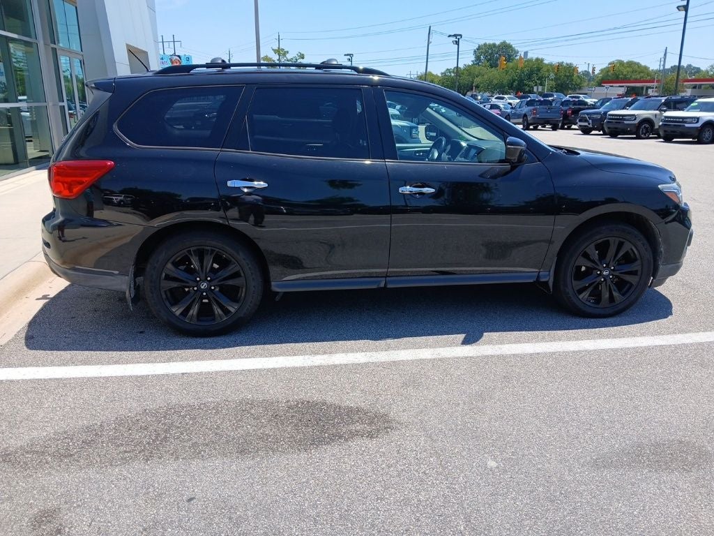 2018 Nissan Pathfinder SL