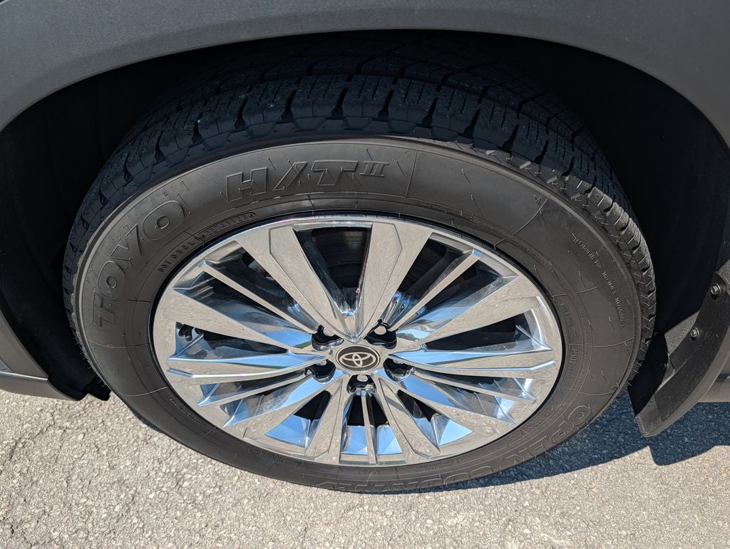 2024 Toyota Grand Highlander Platinum