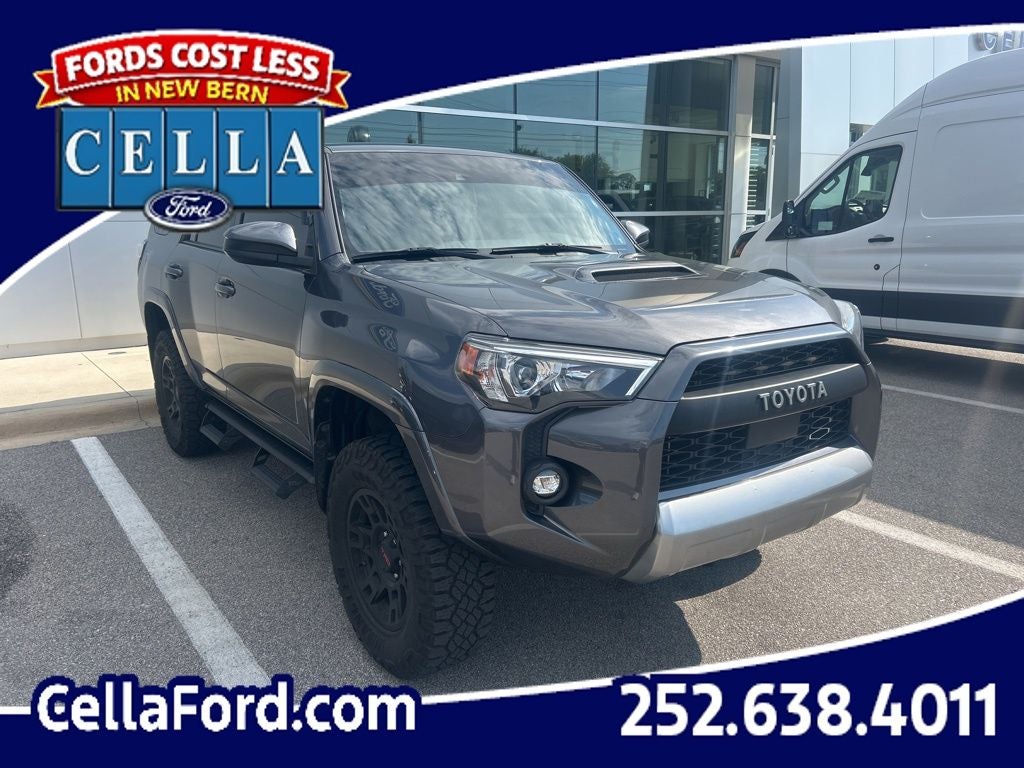 2022 Toyota 4Runner TRD Off-Road