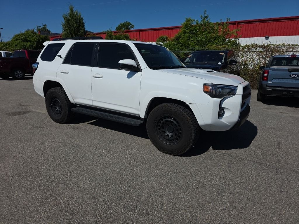 2022 Toyota 4Runner TRD Off-Road