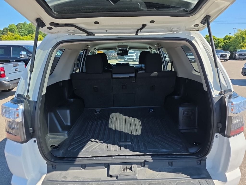 2022 Toyota 4Runner TRD Off-Road