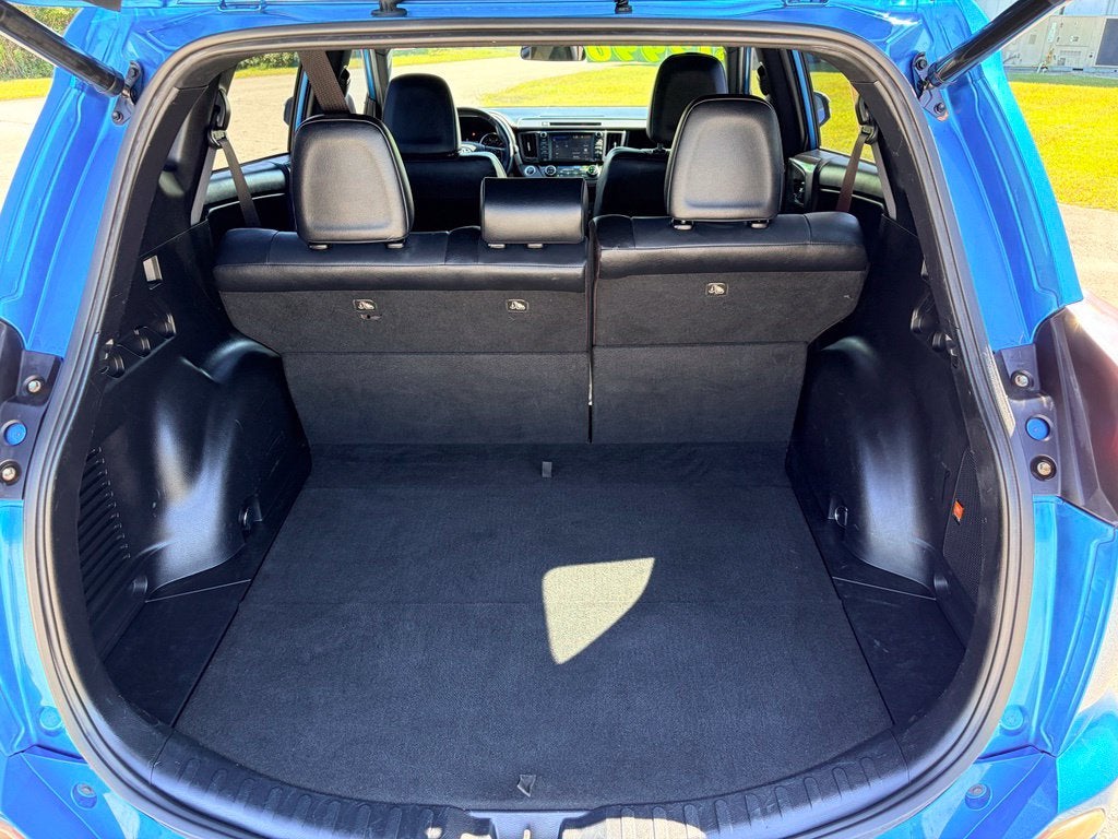 2016 Toyota RAV4 SE