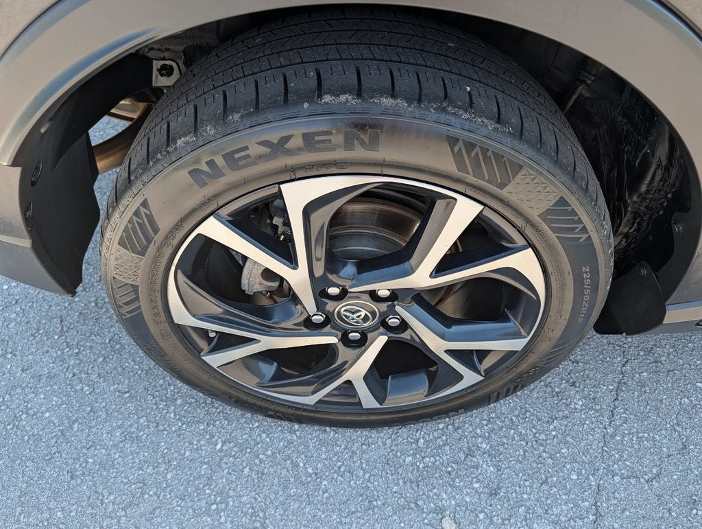 2018 Toyota C-HR XLE
