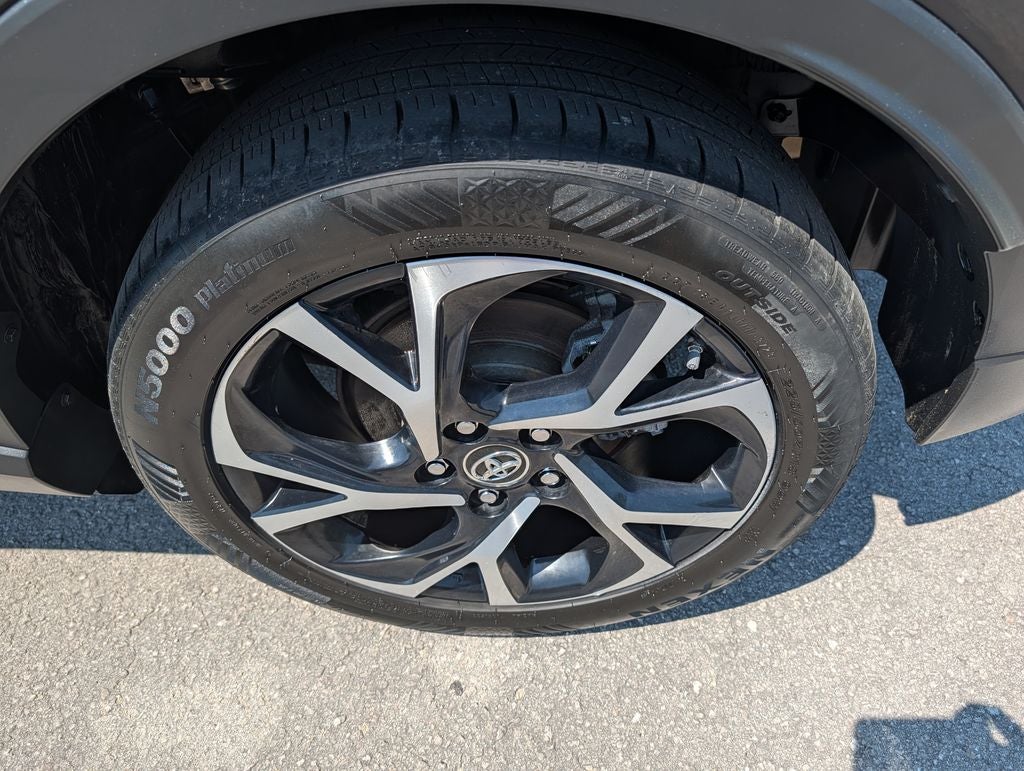2018 Toyota C-HR XLE