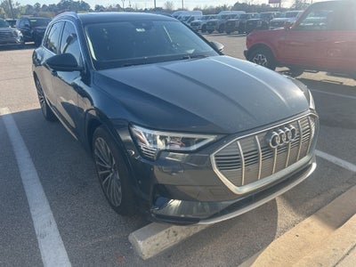 2019 Audi e-tron Prestige quattro