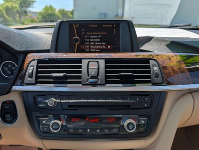 2014 BMW 3 Series 320i