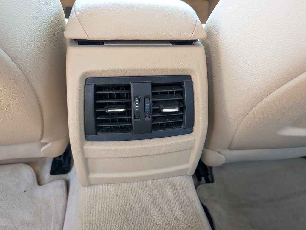2014 BMW 3 Series 320i