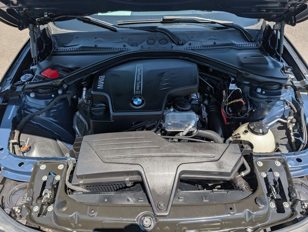 2014 BMW 3 Series 320i