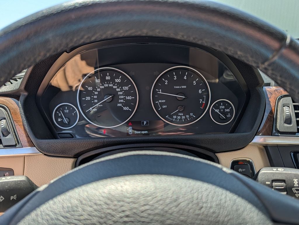 2014 BMW 3 Series 320i