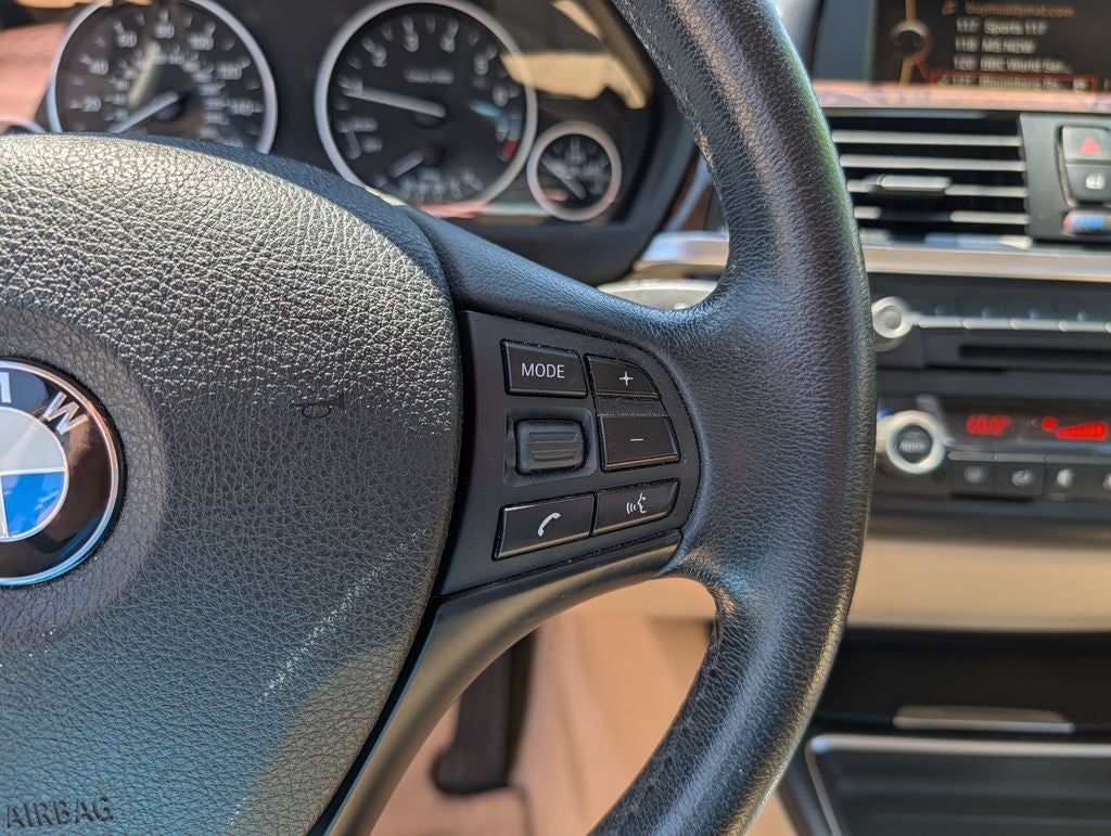 2014 BMW 3 Series 320i