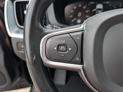 2020 Volvo XC60 T6 Momentum
