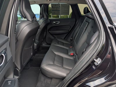 2020 Volvo XC60 T6 Momentum